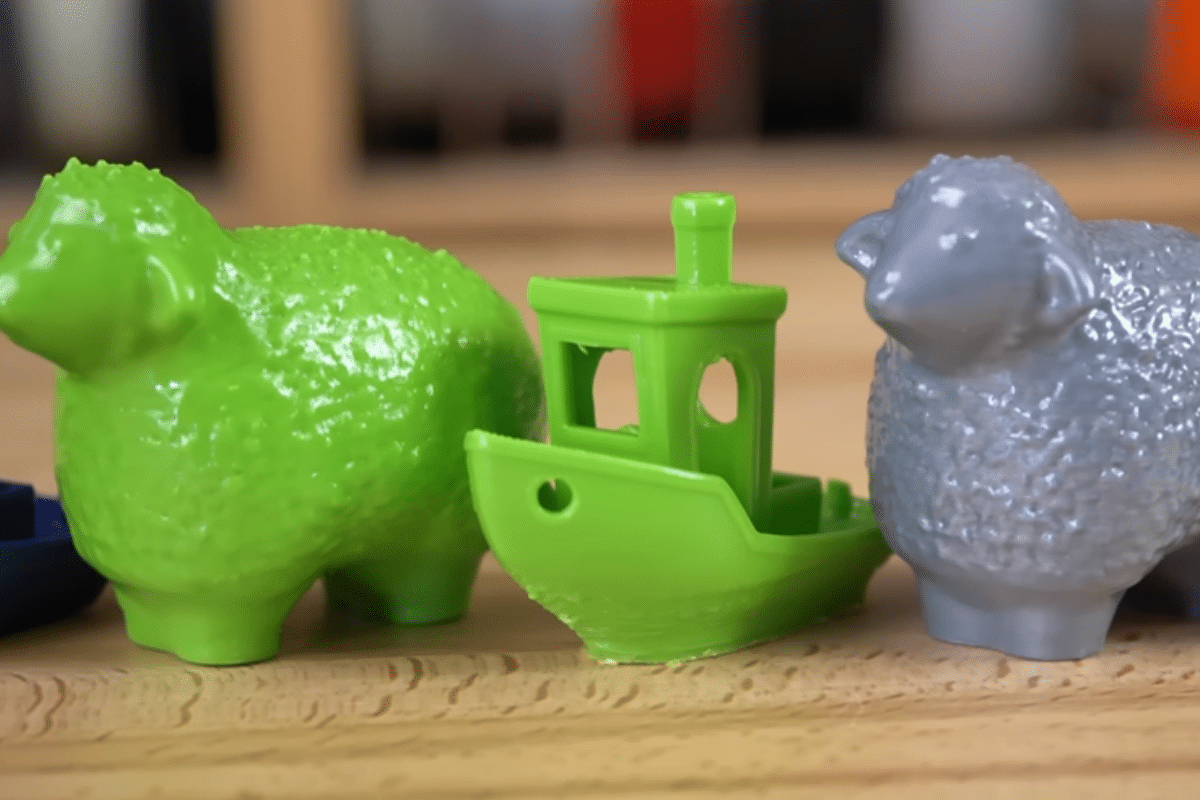What Are the Best Materials for Acetone Vapor Smoothing?