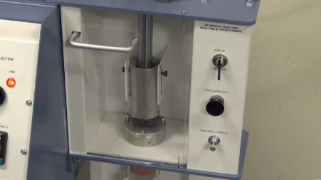 Thermoforming VS Injection Moulding