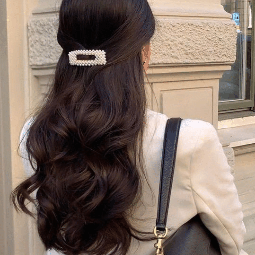 How should I wear my hair for Thanksgiving?