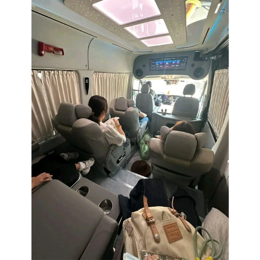 What are the benefits of booking a private tour in Beijing