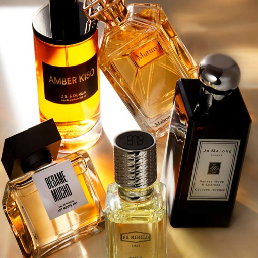 Which cologne notes and scent families are trending in 2024?