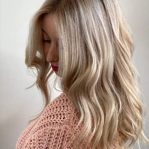 How to Choose the Right Ash Blonde Hair Color?