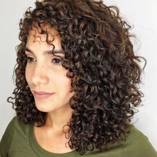 What Are the Top Curly Hairstyles for Medium-Length Hair?