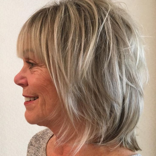 How to Achieve a Youthful Shaggy Haircut