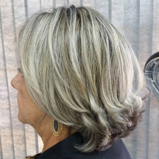 What are Low-Maintenance Hairstyles for Over 70