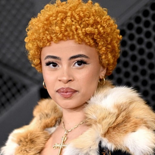 How does Ice Spice maintain her hair's health?