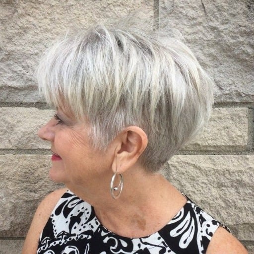 How to choose the right short hairstyle for fine or thinning hair?