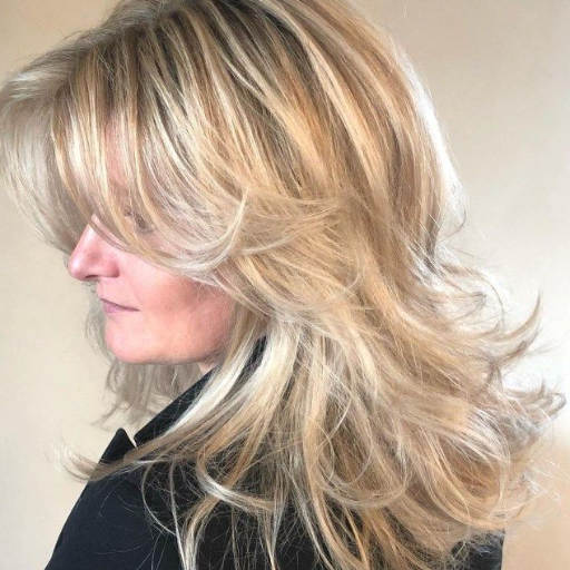 Are Curly Hairstyles Suitable for Thin Hair?