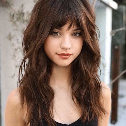 Should I Consider Bangs with Wavy Hair?