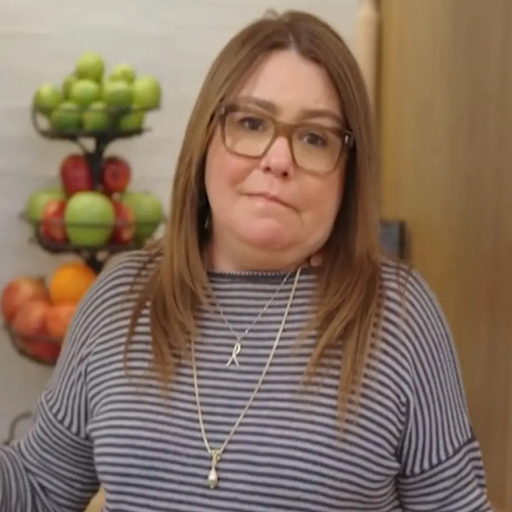 How does Rachael Ray's 2024 weight gain compare to her previous weight loss journey?