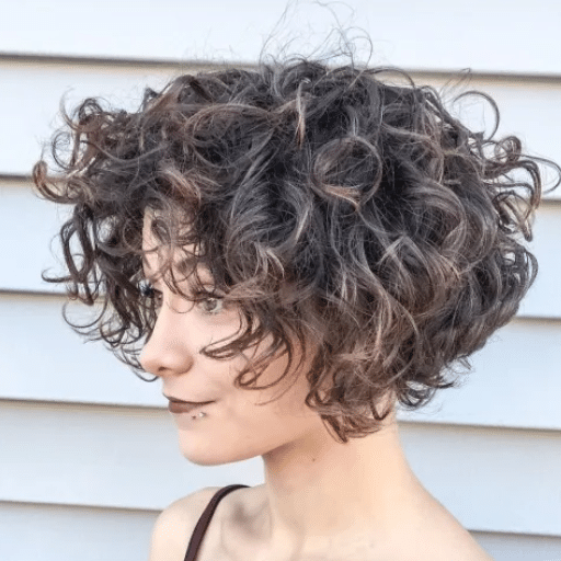 What Are the Most Popular Short Hairstyles for Wavy and Curly Hair?