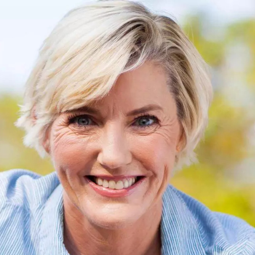 What Is the Best Haircut for a 55 Year Old Woman Short