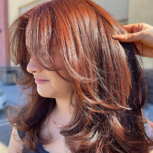 What are the Most Flattering Medium-Length Hairstyles?