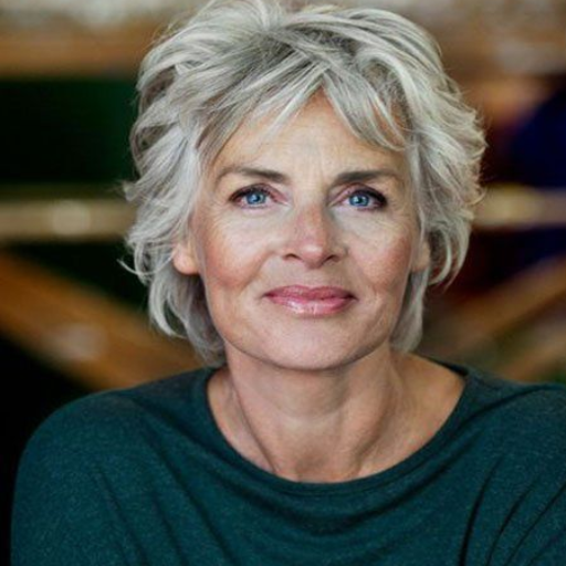 Short Haircuts for Older Women