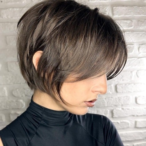 What is a Short Layered Haircut?