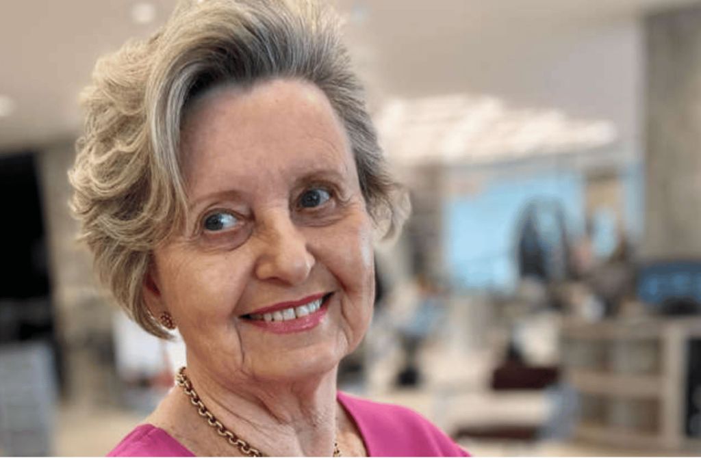 Short Hair Cuts for Woman over 70