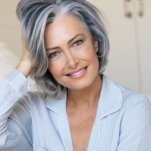 What Are the Different Types of Hair Loss Experienced by Older Women?