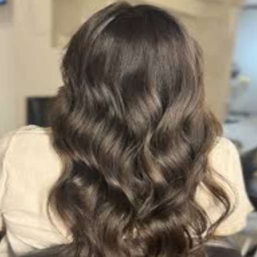 How to Create the Illusion of Thicker Hair?