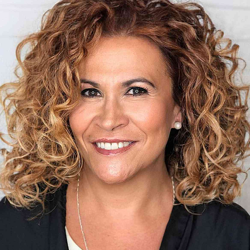 Are Pixie Cuts Suitable Hairstyles For Wavy Hair For Women Over 50?