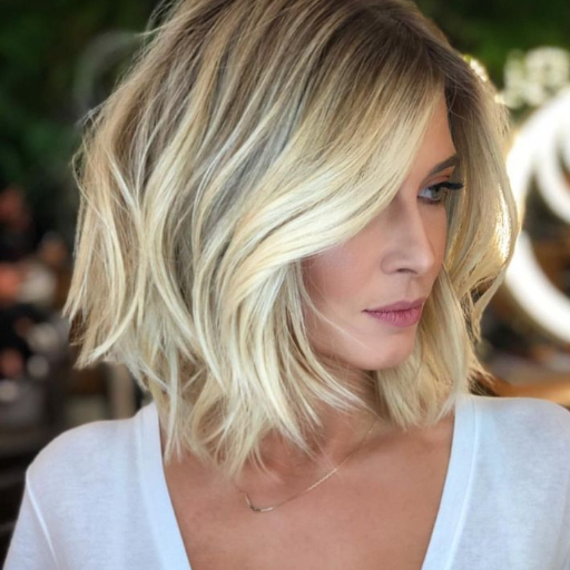 Which Haircuts for Women Over 40 are Trending Now?