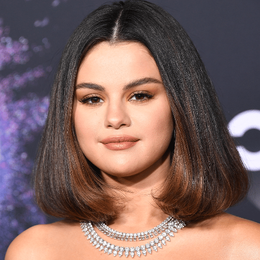 What are the 6 Best Short Haircuts for Round Faces?