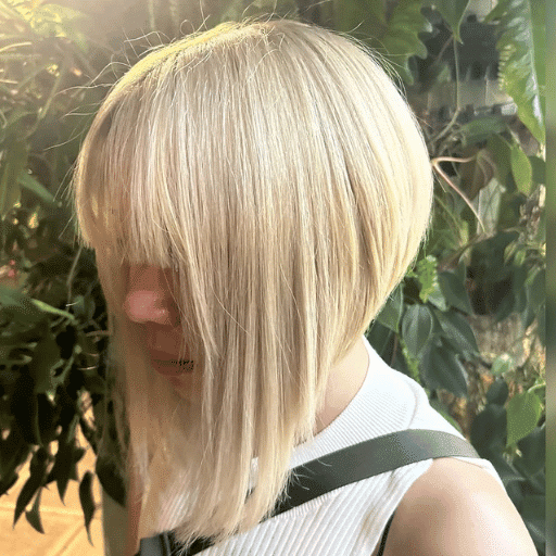 What Is the Most Flattering Hair Length for over 50？