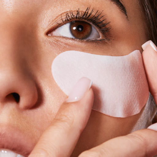 What are the Benefits of Using an Eye Mask?