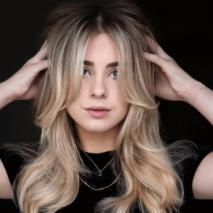 Styling Tips for Layered Hairstyles with Curtain Bangs