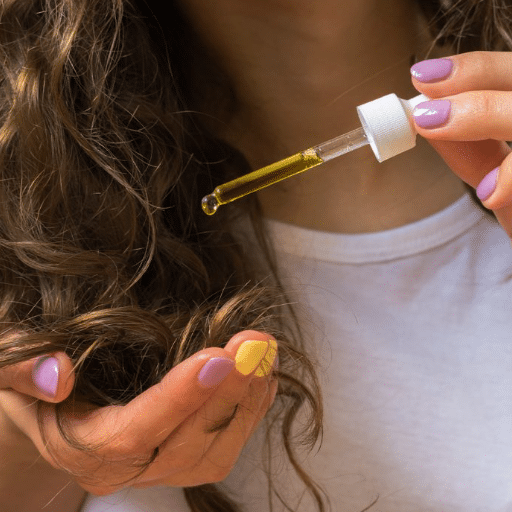 What Are the Best Practices for Washing Out Oil from Your Hair?