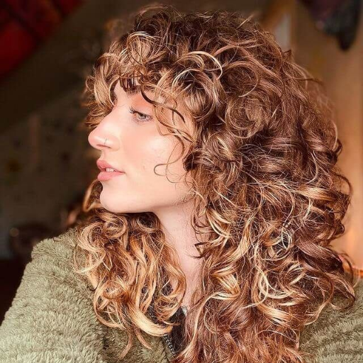 Wolf Cut for Curly Hair: Embrace Your Curls with the Curl Cut