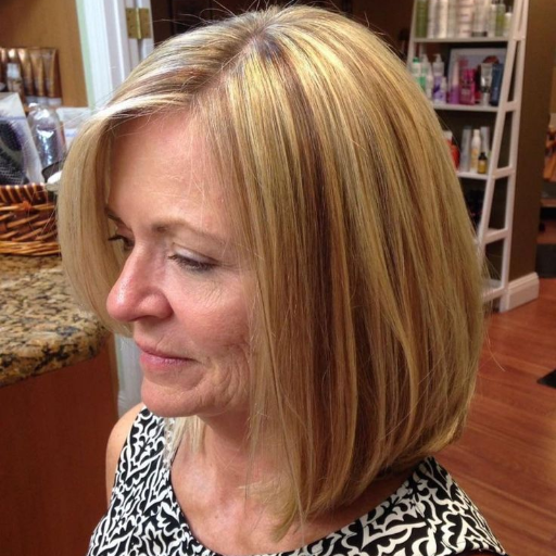 Flattering Hairstyles for Women Over 60: Style & Haircut Ideas