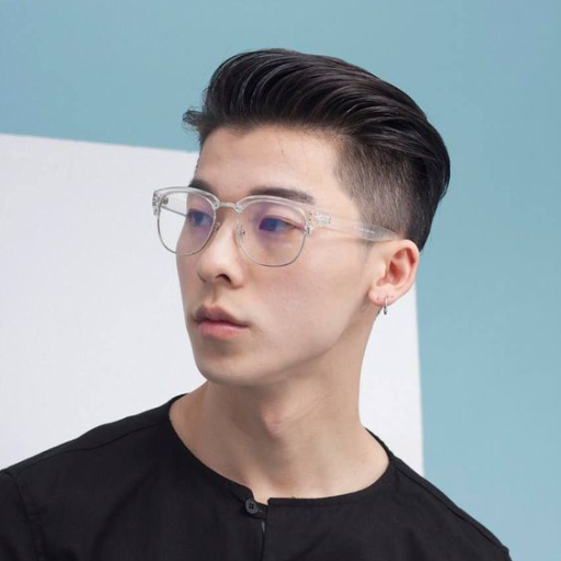 Straight Haircuts for Men Trending in 2025