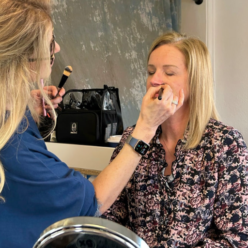Tips for Applying Foundation on Mature Skin