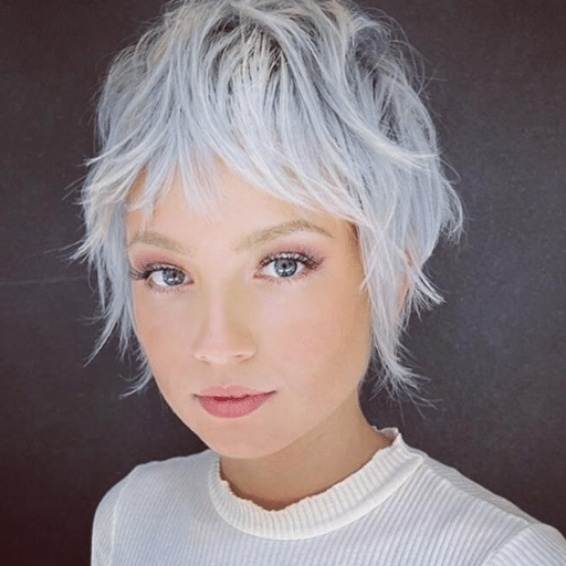 Face Shape Considerations for a Stacked Pixie Bob
