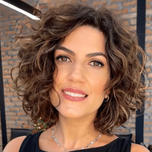 Short Curly Haircut: Curly Hairstyles for Women to Style