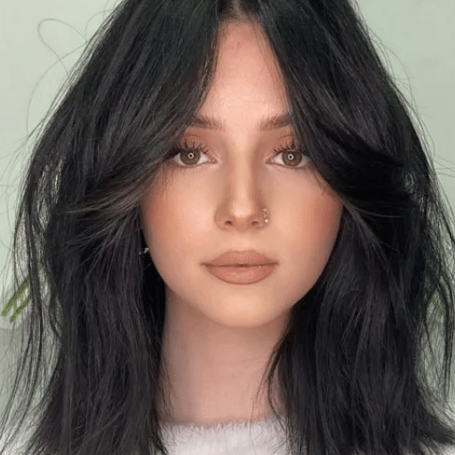 What are Curtain Bangs?