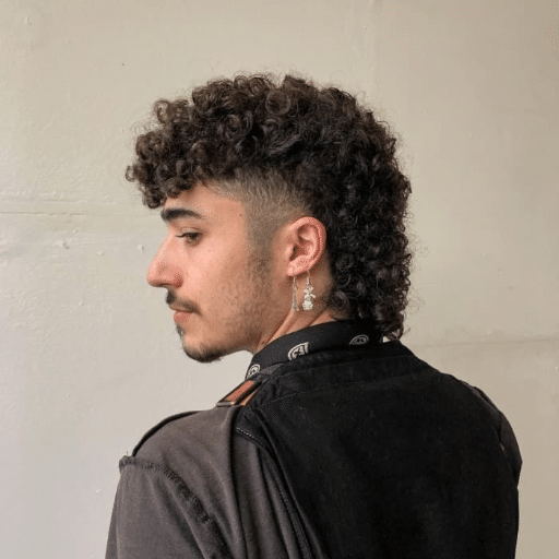 Curly Hair Mullet: Style Guide for the Modern Mullet Haircut