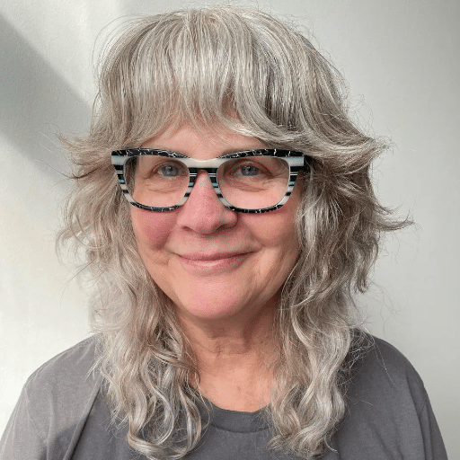 30 Rejuvenating Shag Haircuts for Women Over 60