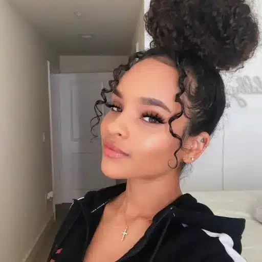 Tips for Maintaining Natural Hair Buns
